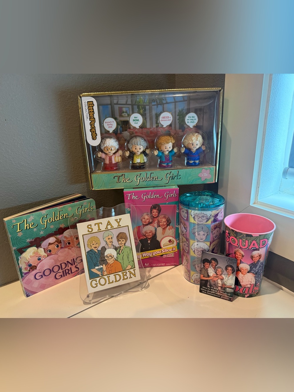 The Golden Girls Collectible Set